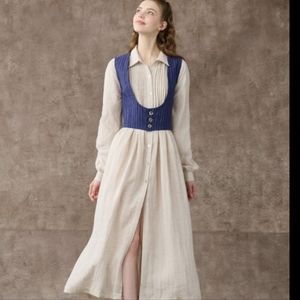 Monica 17 | maxi pleated dress with vest